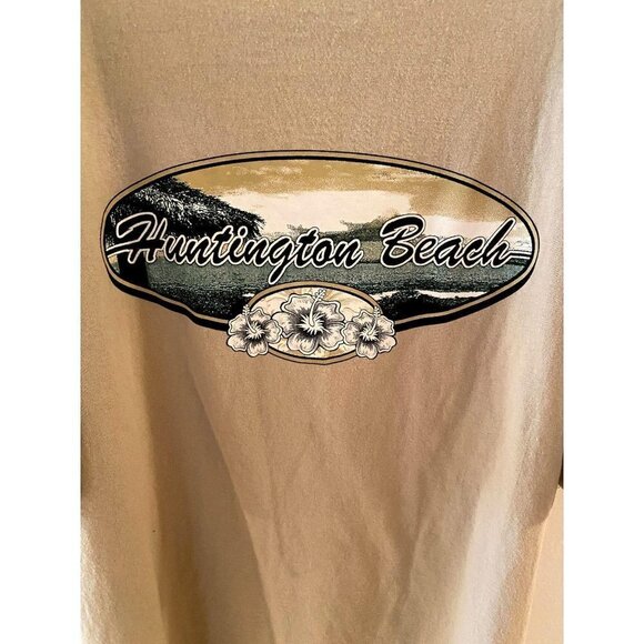 Huntington Beach  2XL Tan Graphic T-shirt - Picture 3 of 4
